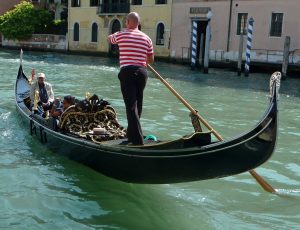 italie-venise-gondole