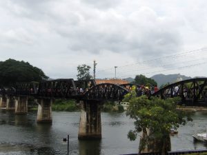 kanchanaburi2-muslim-traveller-family