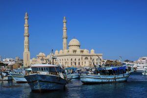 egypte-hurghada-port-et-mosque