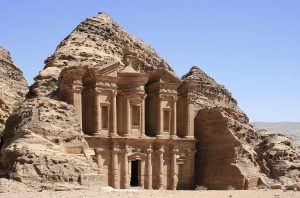 La cité de Petra site de renom en Jordanie