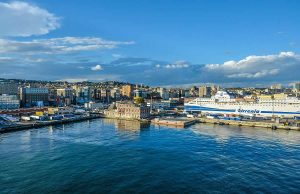 Croisière sur la ville cotière de Marseille