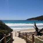 Plage à Ibiza pendant les vacances