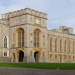 Windsor_Castle_Upper_Ward_Quadrangle_2_-_Nov_2006