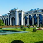 Gare de Tachkent à Ouzbékistan en Asie centrale