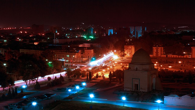 Vue de nuit de Ouzbékistan en Asie centrale