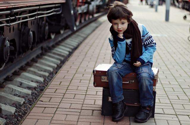 Bien faire une préparation avant le départ de la gare de train avec son enfant