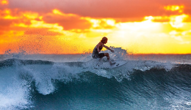 Activité nautique à faire, le surf