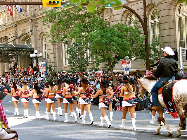 Une parade lors d festival de Calgary Stampede