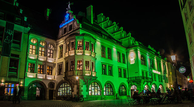 La brasserie bavaroise Hofbrauhaus de Munich