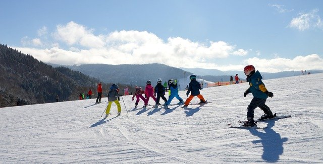 Ski en famille a la montagne