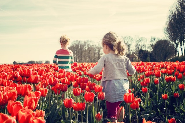 enfant jardin